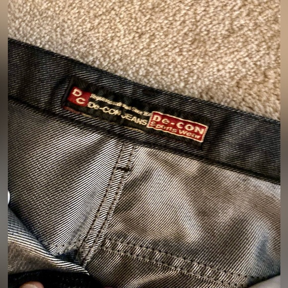 Decon Jeans - Picture 2 of 3